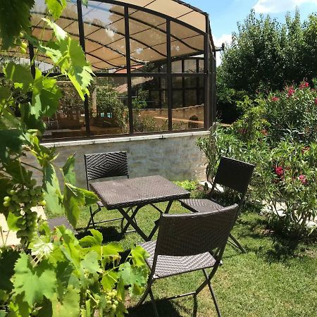Villelaure Gite L'Annexe מראה חיצוני תמונה