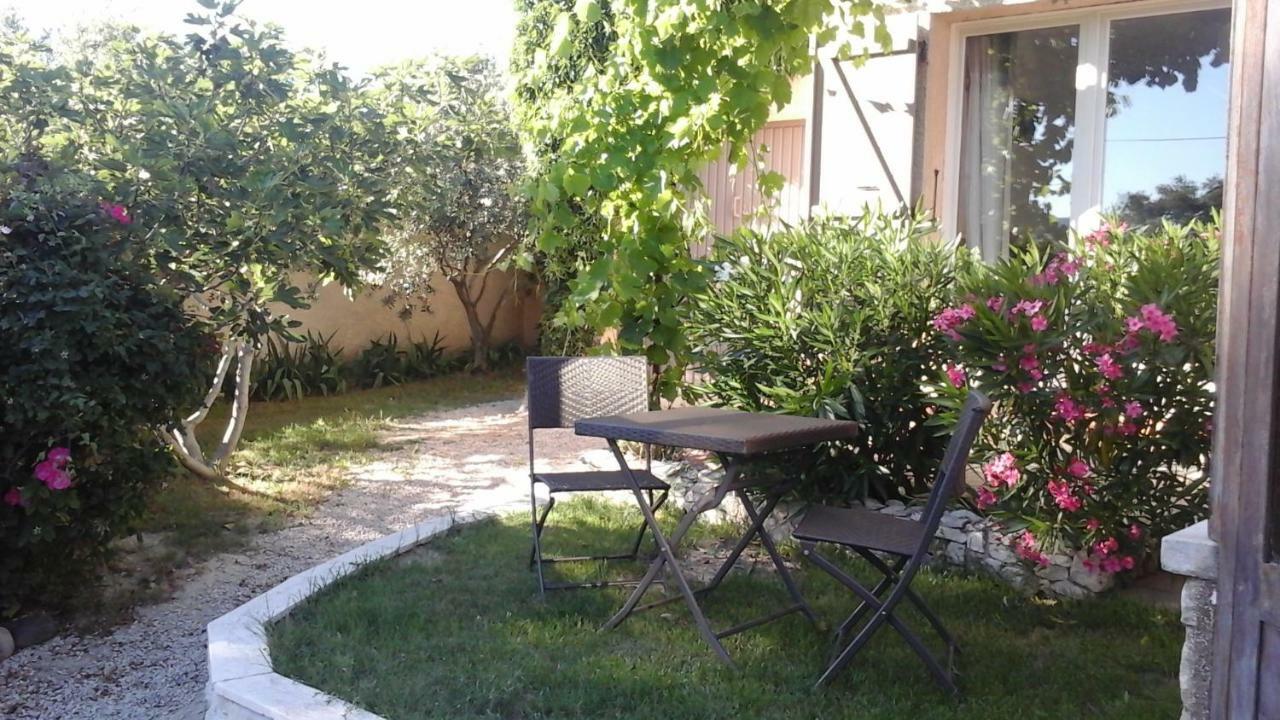 Villelaure Gite L'Annexe מראה חיצוני תמונה